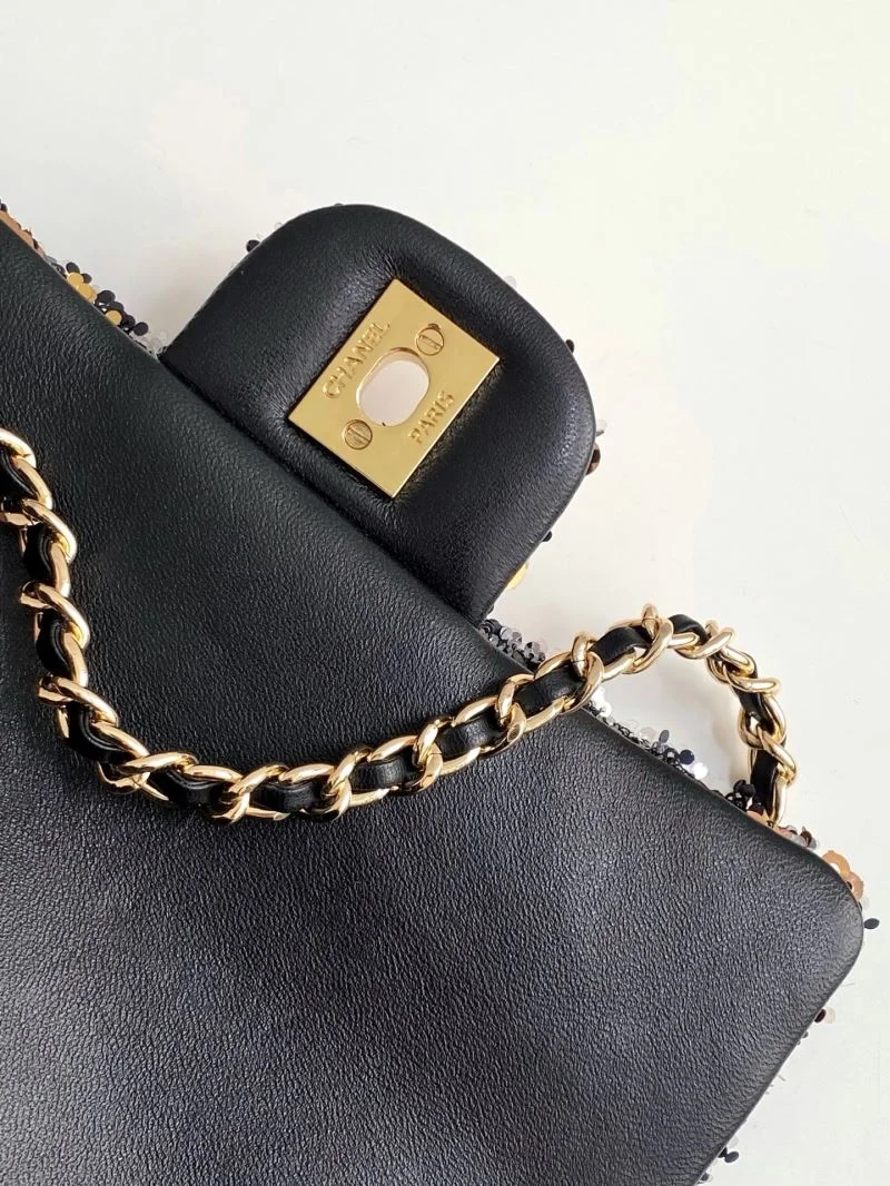 Chanel Cosmetic Bags Colorful 53953