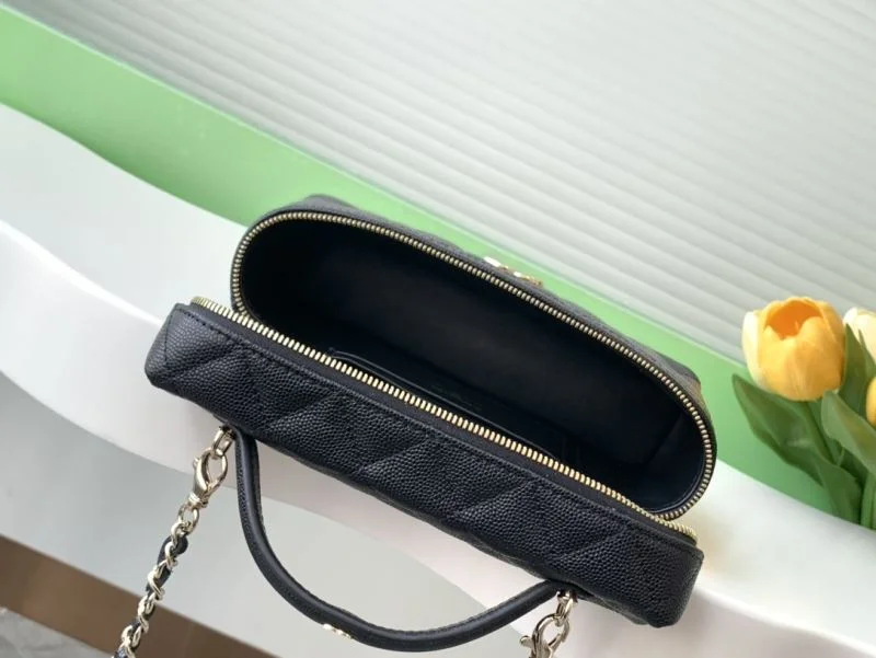 FlexibleFit Chanel Cosmetic Bags 53950