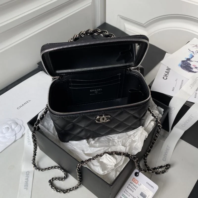 Chanel Cosmetic Bags Practical 53947