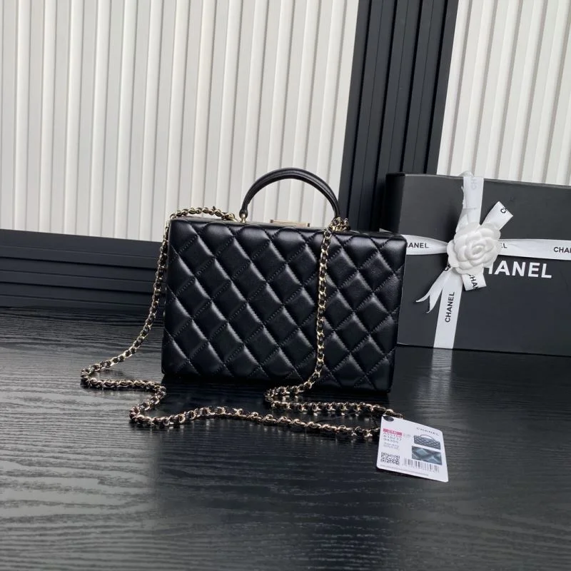 Chanel Cosmetic Bags Packable 53946