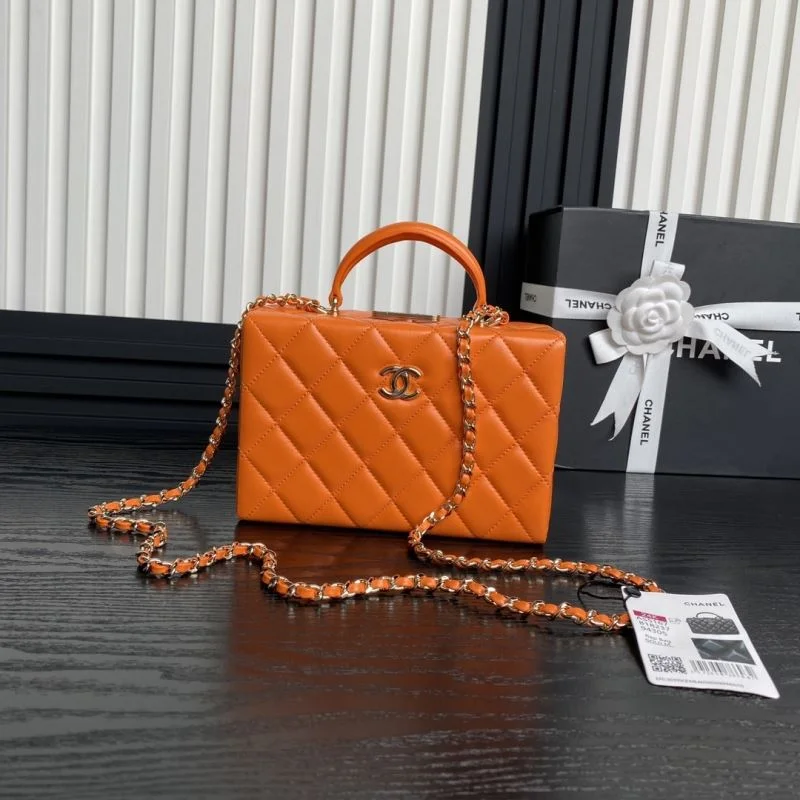 Chanel Cosmetic Bags Reliable 53935