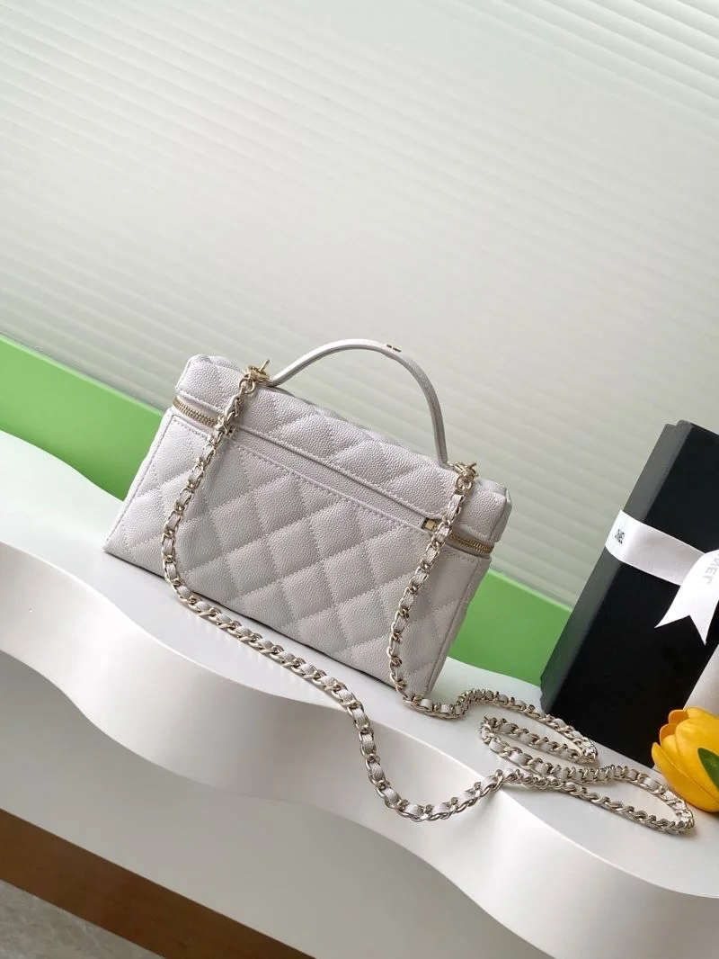 EyeCatching Chanel Cosmetic Bags 53940