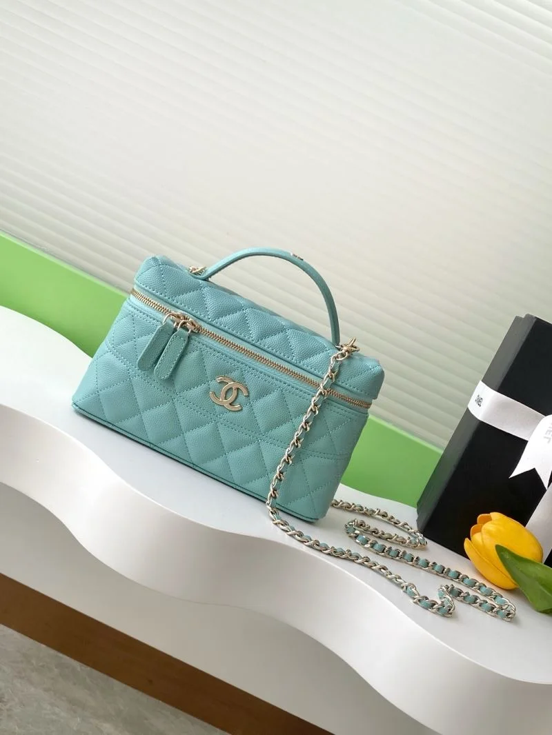 Chanel Cosmetic Bags Supportive 53932