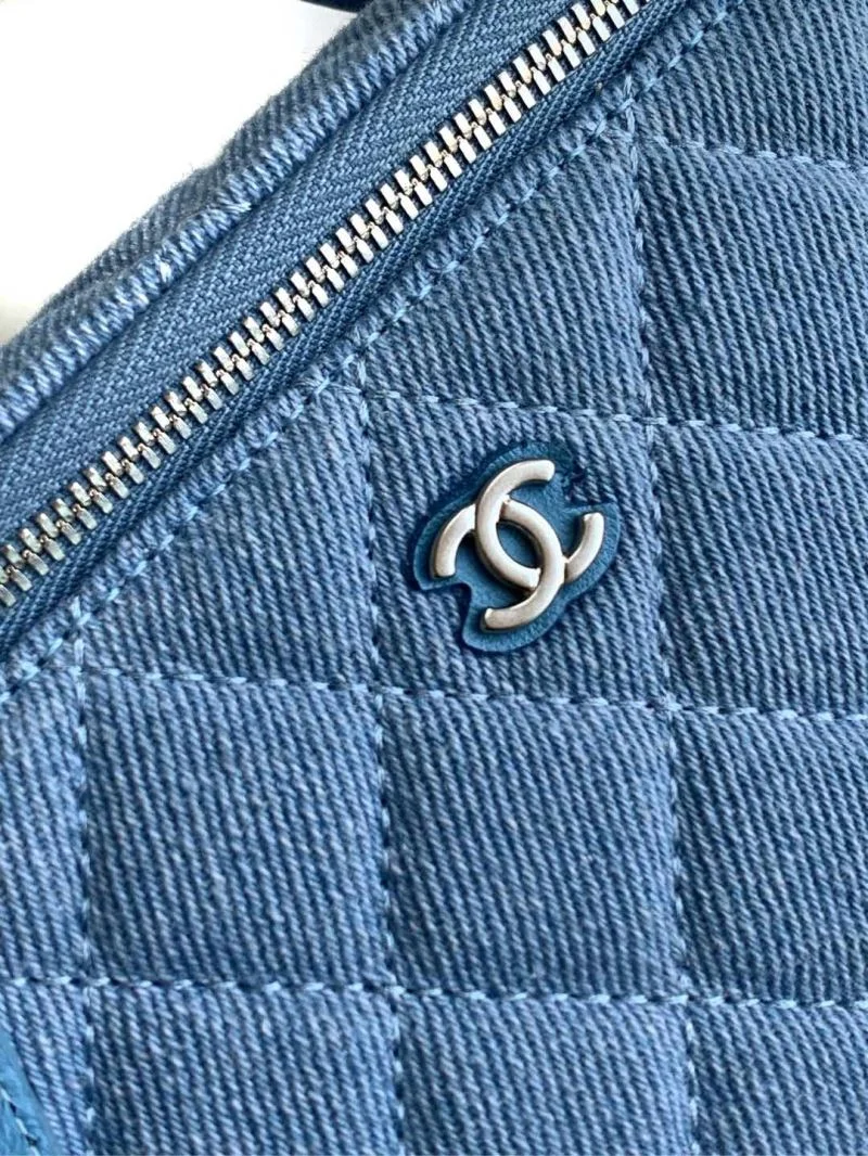SoftTouch Chanel Cosmetic Bags 53419