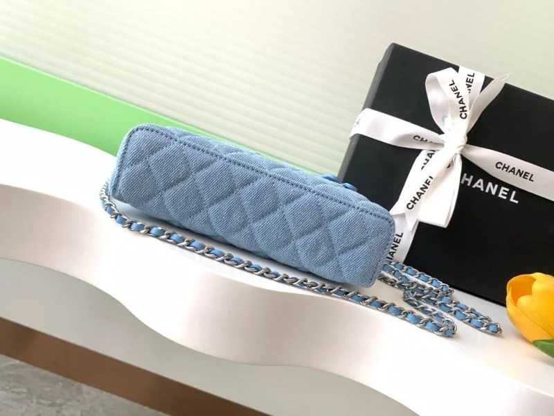 Chanel Cosmetic Bags Tailored 53420