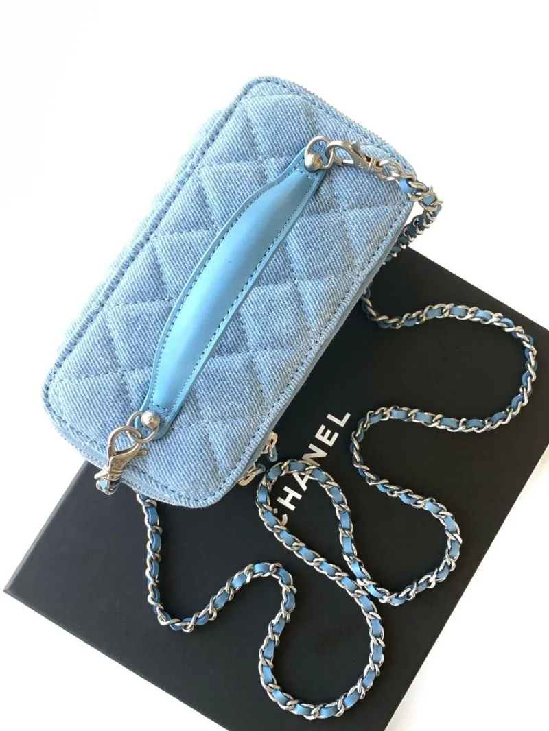 SunProtective Chanel Cosmetic Bags 53428