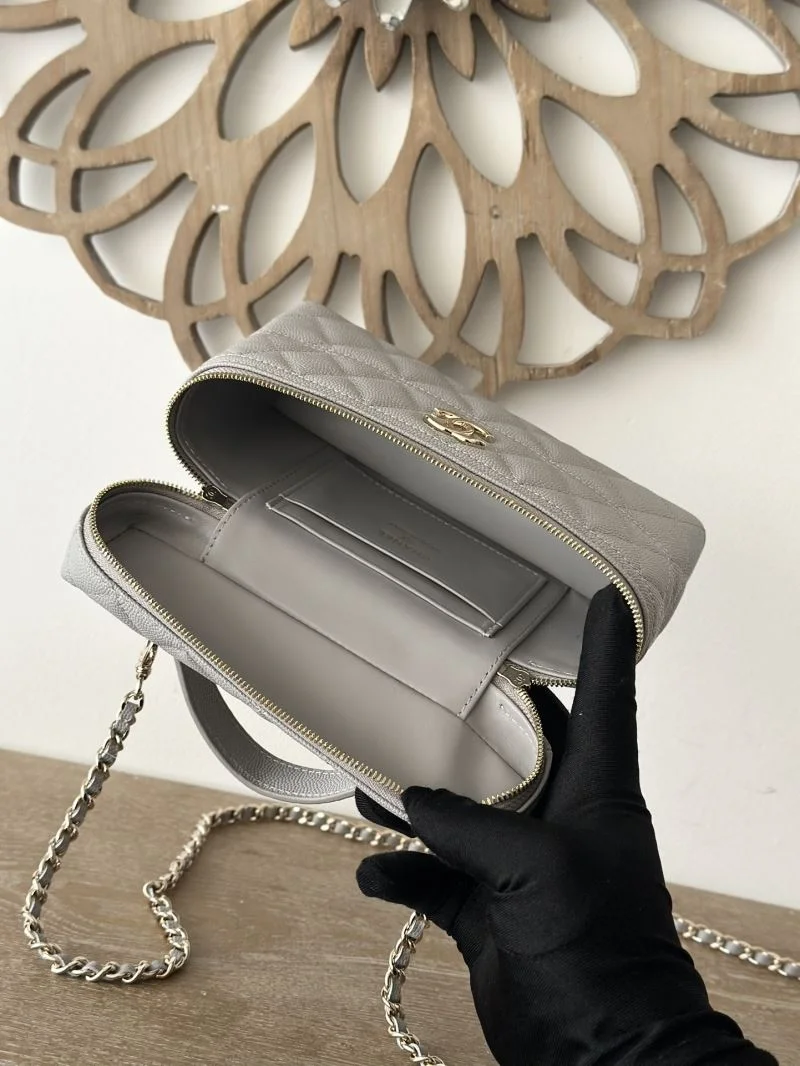Affordable Chanel Cosmetic Bags 53469