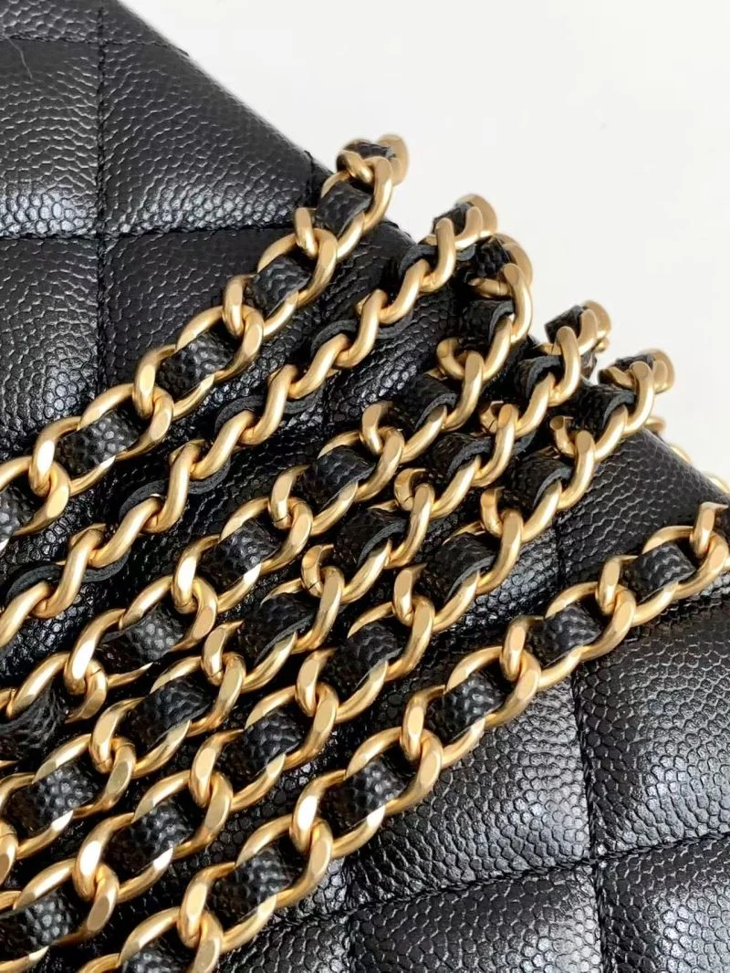 Chanel Cosmetic Bags Elegant 53470