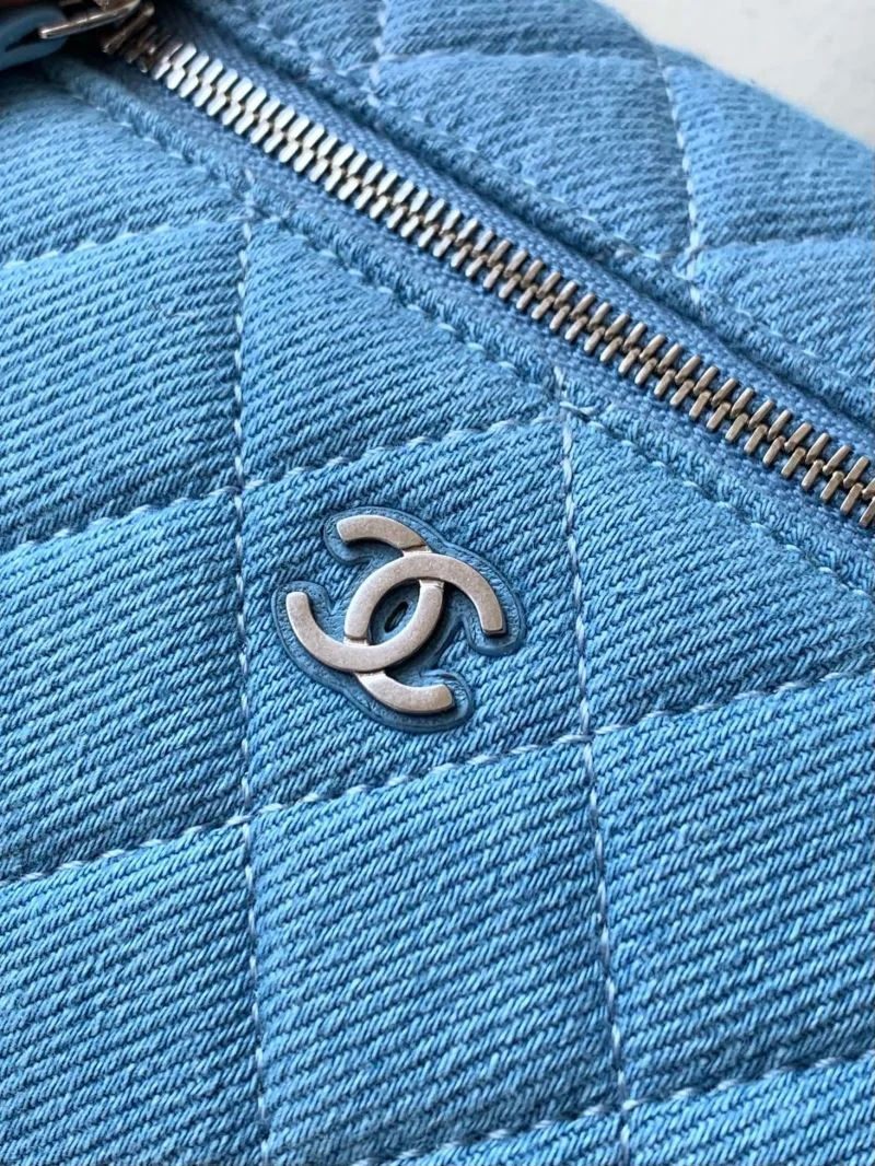 Compact Chanel Cosmetic Bags 53412