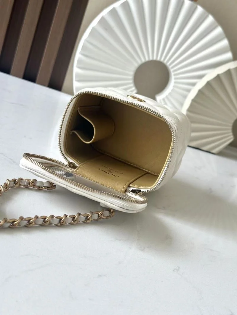 Chanel Cosmetic Bags Durable 53416