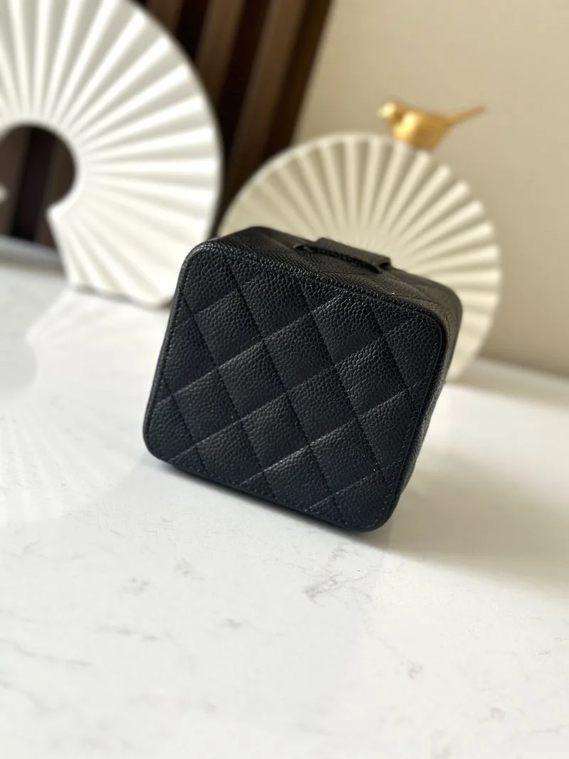 ModernLook Chanel Cosmetic Bags 53407