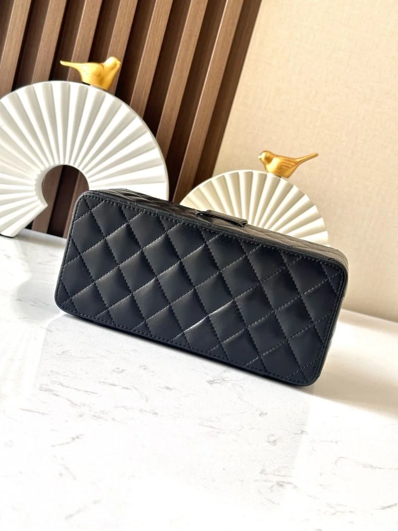 Chanel Cosmetic Bags Compact 53414