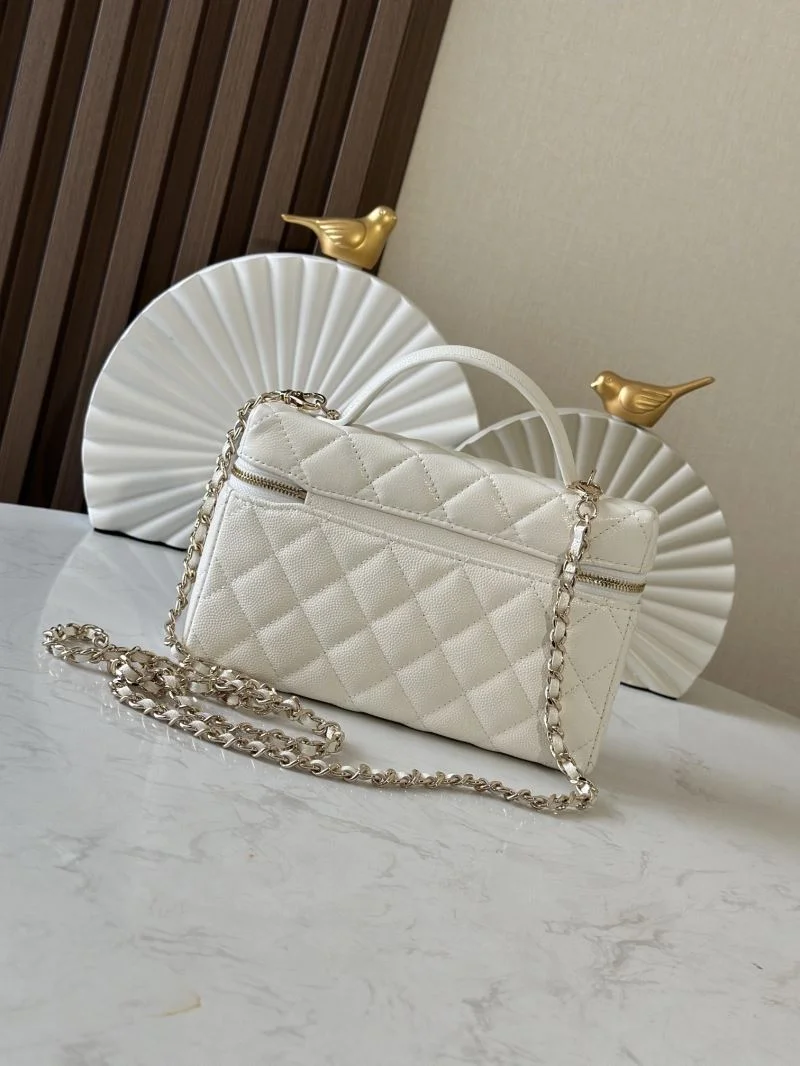 Trendy Chanel Cosmetic Bags 53396
