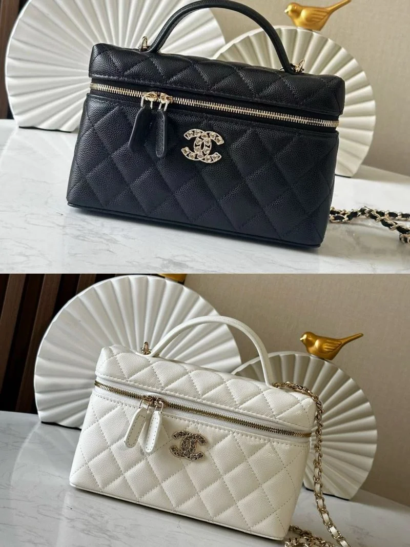 Trendy Chanel Cosmetic Bags 53396