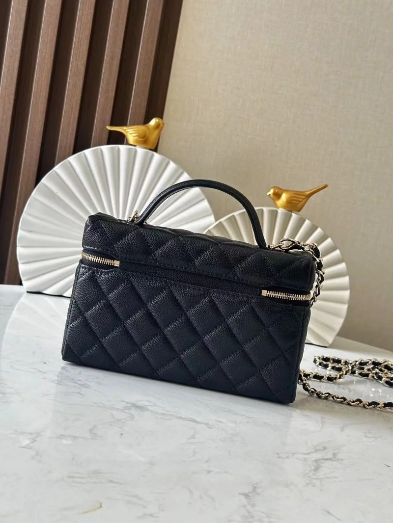 Chanel Cosmetic Bags Durable 53433