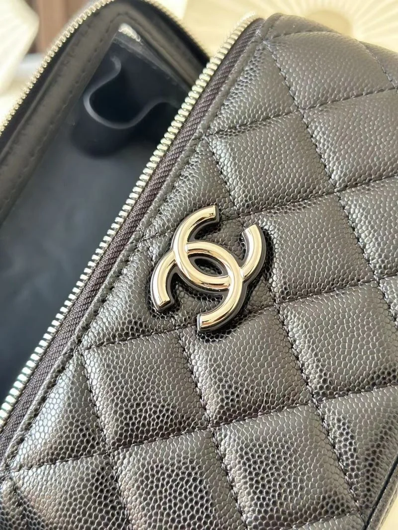 Sleek Chanel Cosmetic Bags 53435