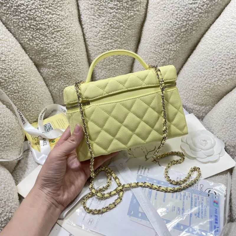 Chanel Cosmetic Bags Youthful 53392