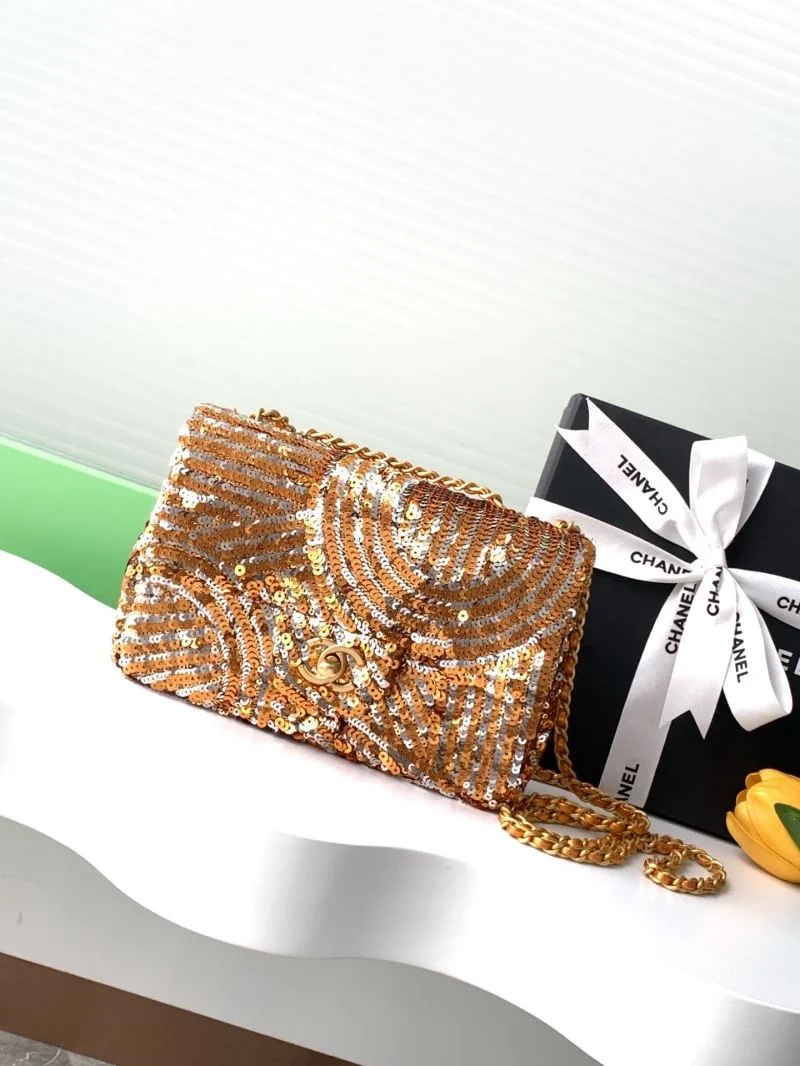 Chanel Cosmetic Bags Trendy 53376
