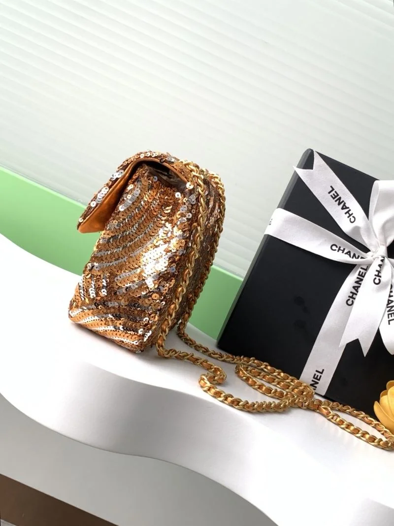 Chanel Cosmetic Bags Trendy 53376