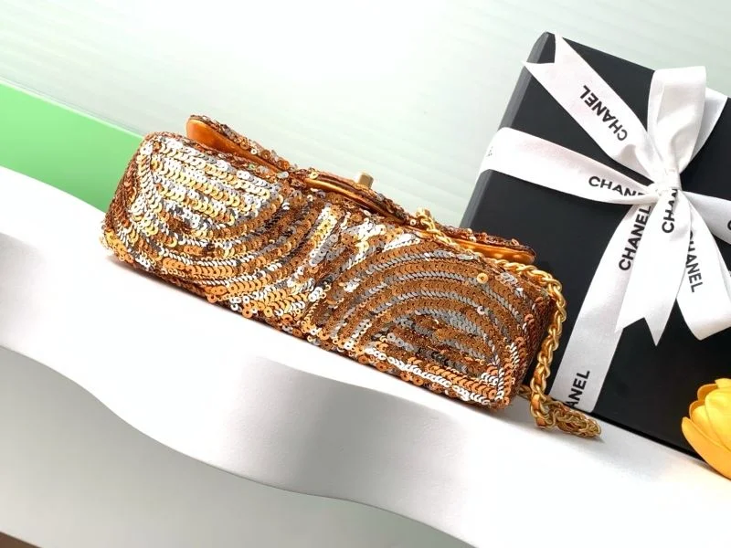Chanel Cosmetic Bags Trendy 53376