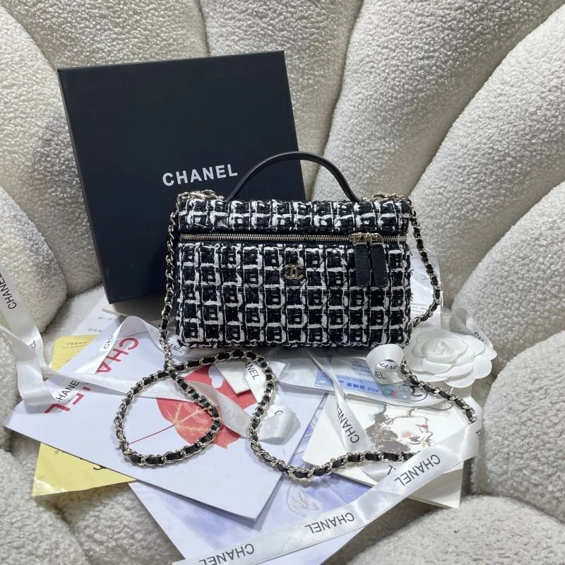 Timeless Chanel Cosmetic Bags 53377