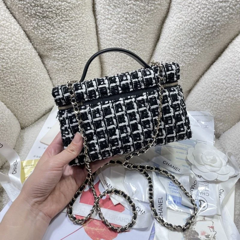 Timeless Chanel Cosmetic Bags 53377