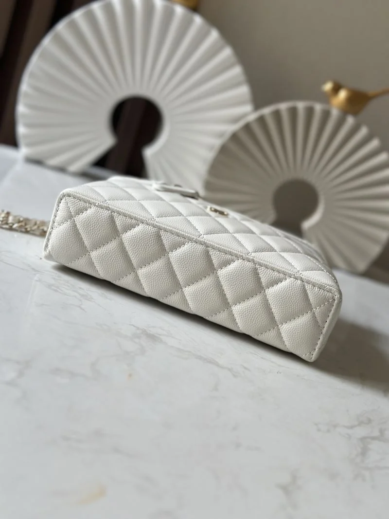 Chanel Cosmetic Bags Durable 53387