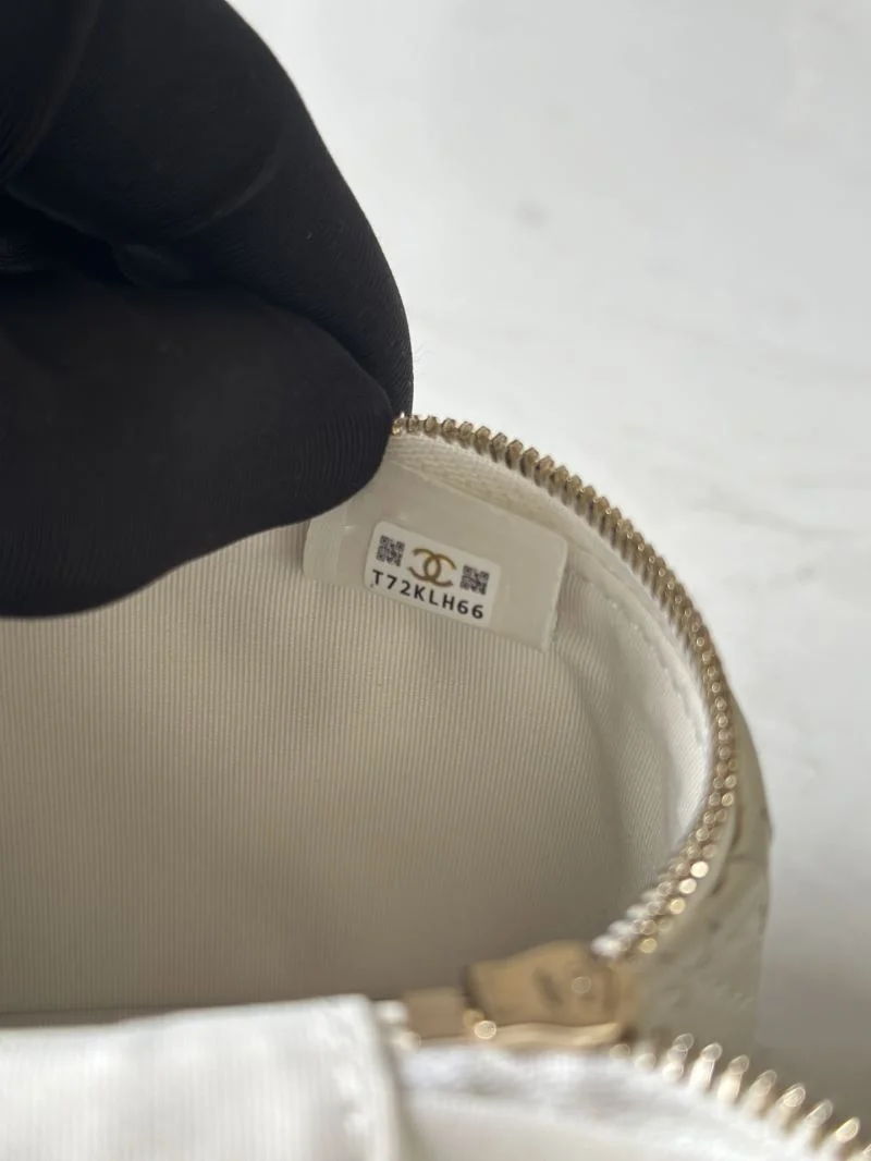 Chanel Cosmetic Bags Durable 53387