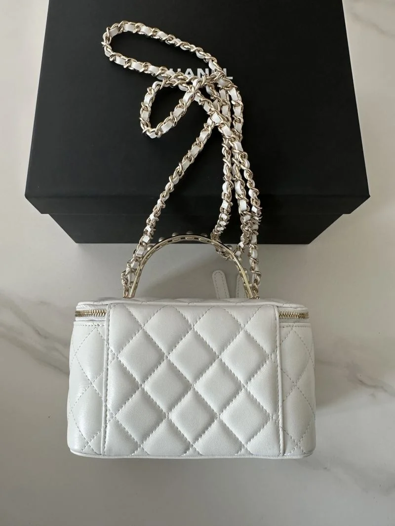 AllSeason Chanel Cosmetic Bags 53431