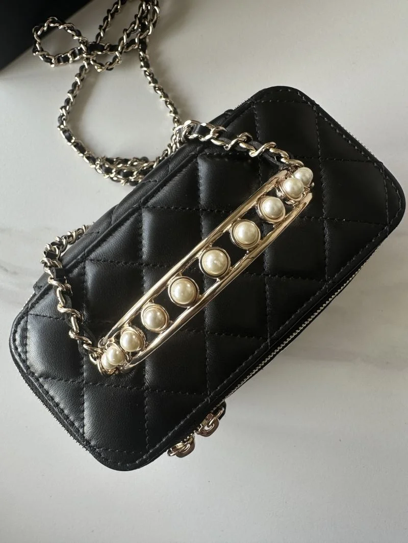 Chanel Cosmetic Bags Tailored 53385