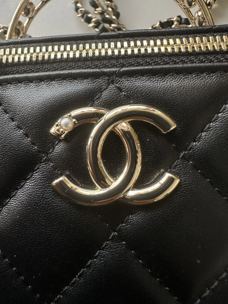Chanel Cosmetic Bags Tailored 53385
