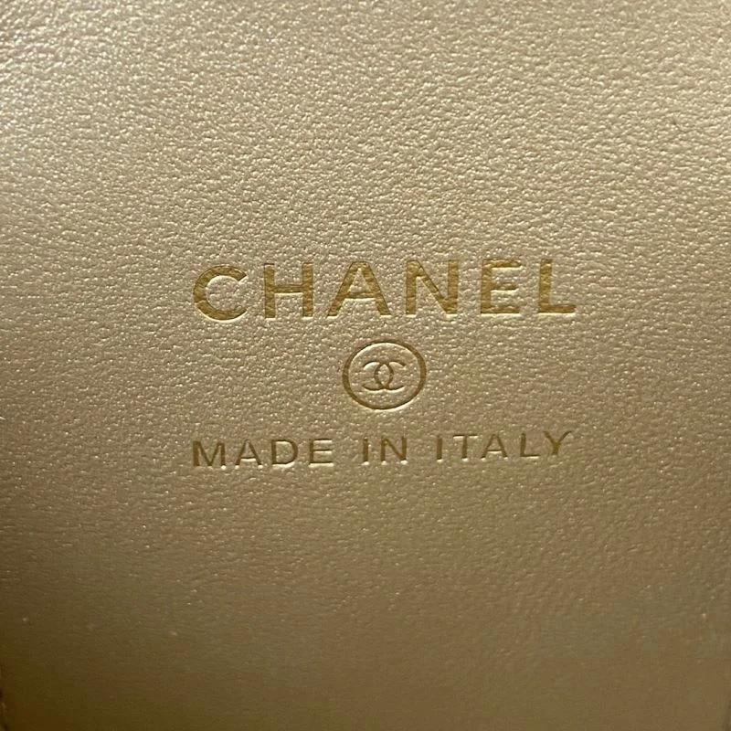 Chanel Cosmetic Bags Vibrant 53371