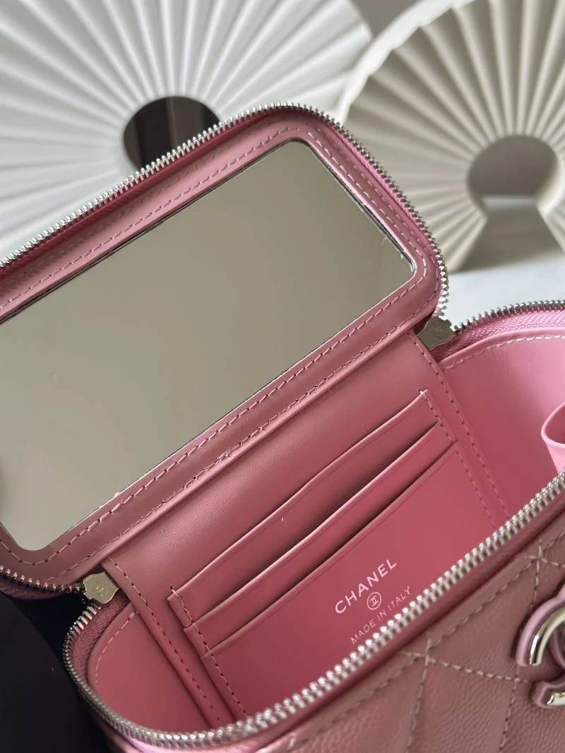 Chanel Cosmetic Bags Cozy 53368