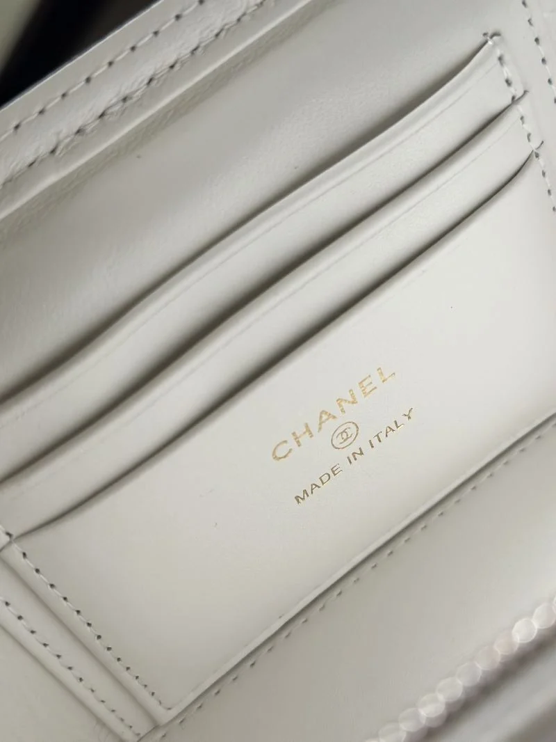 Practical Chanel Cosmetic Bags 53365