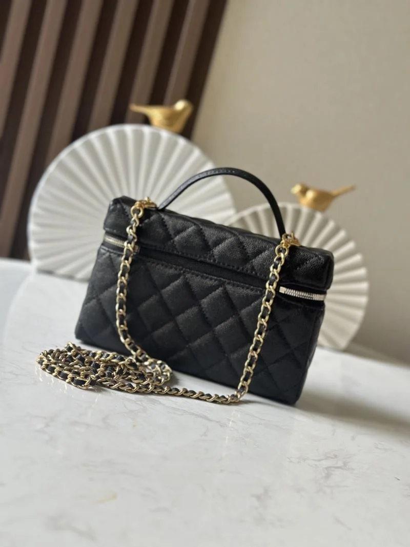 Chanel Cosmetic Bags Stylish 53361