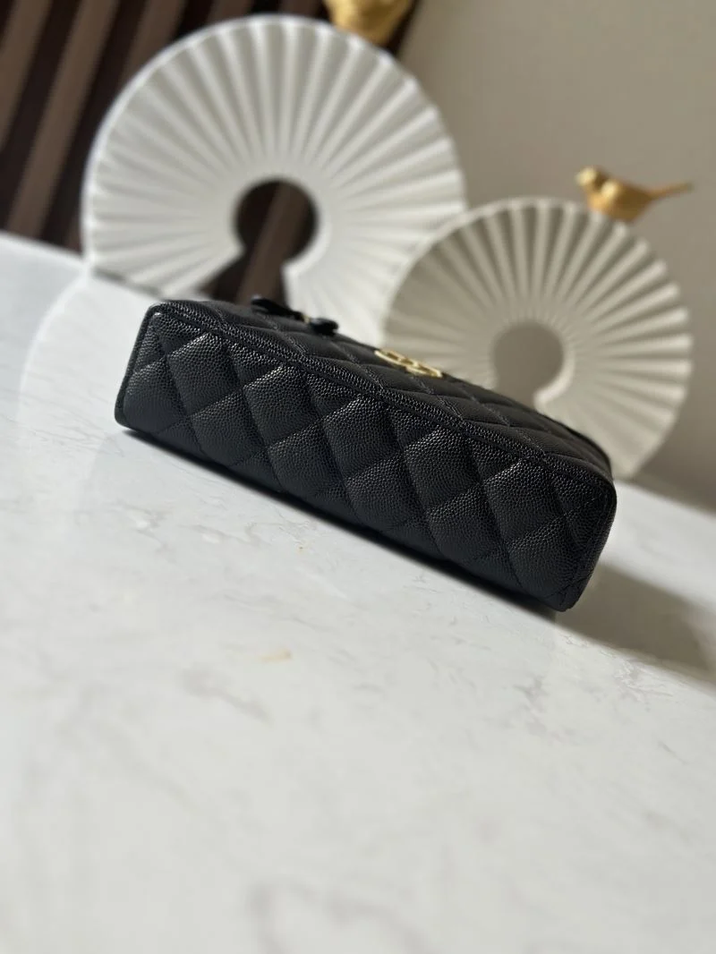 Chanel Cosmetic Bags Stylish 53361