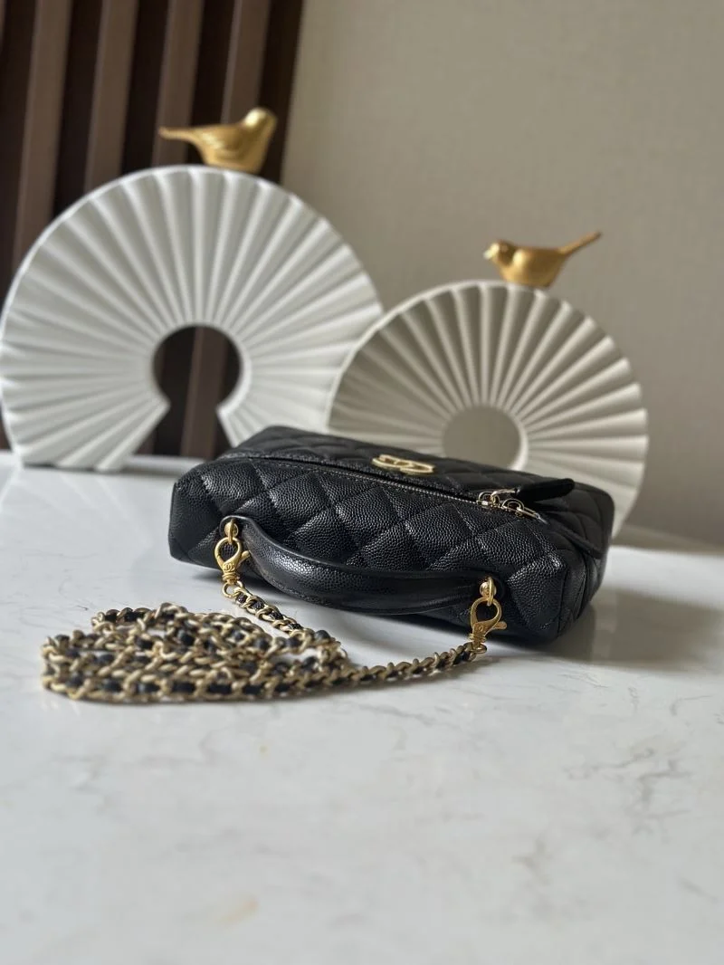 Chanel Cosmetic Bags Stylish 53361