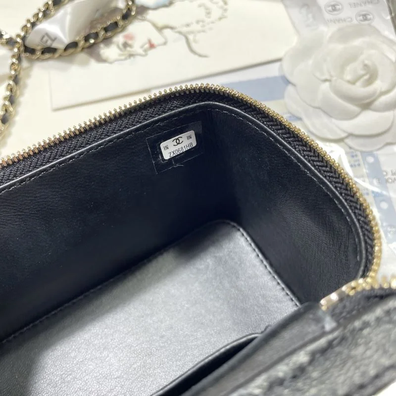 Chanel Cosmetic Bags RelaxedFit 53356