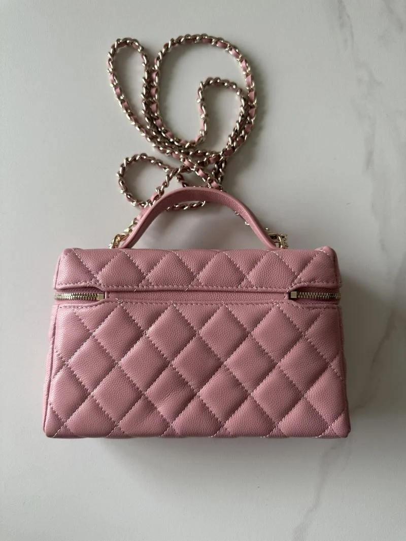 Chanel Cosmetic Bags TechFriendly 53346