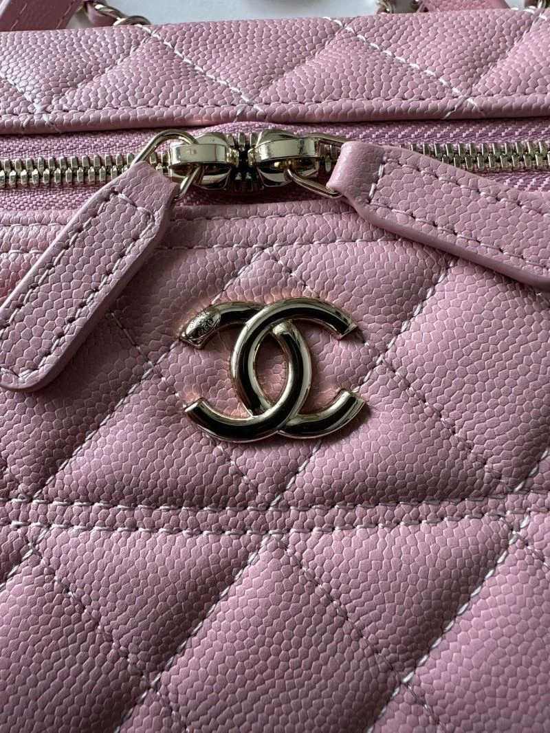 Chanel Cosmetic Bags TechFriendly 53346