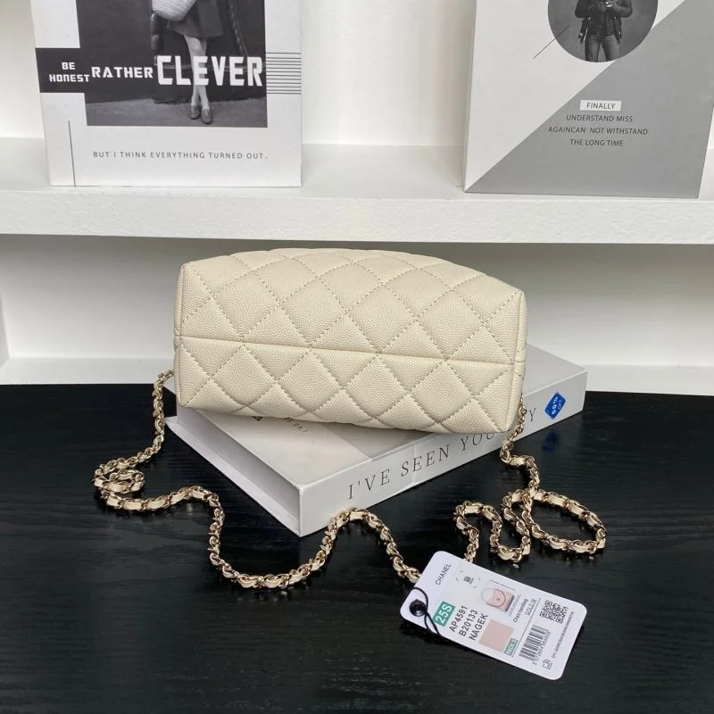 Modern Chanel Cosmetic Bags 53354