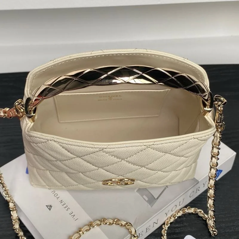 Modern Chanel Cosmetic Bags 53354