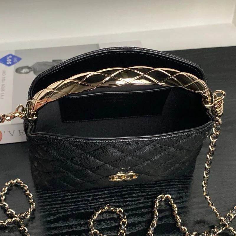 Cozy Chanel Cosmetic Bags 53343