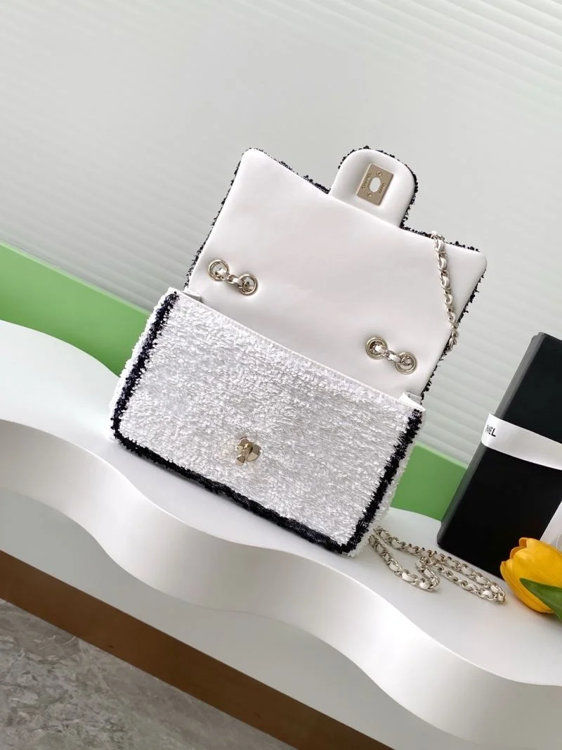 Stretchable Chanel Cosmetic Bags 53348