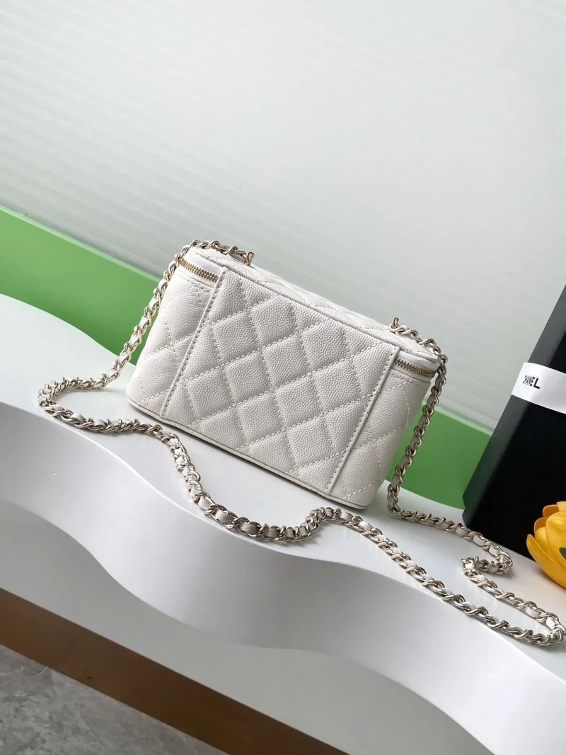 Soft Chanel Cosmetic Bags 53339