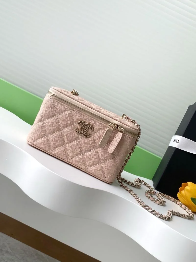 WellDesigned Chanel Cosmetic Bags 53372