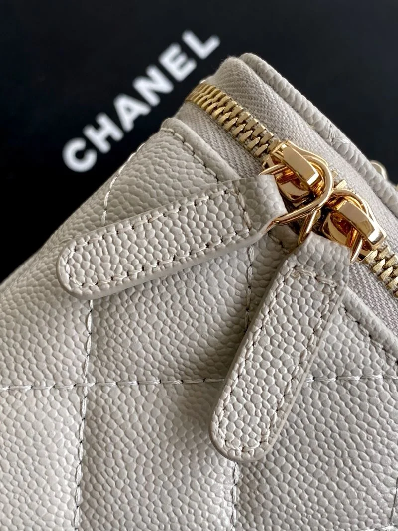 Chanel Cosmetic Bags HighQuality 53337