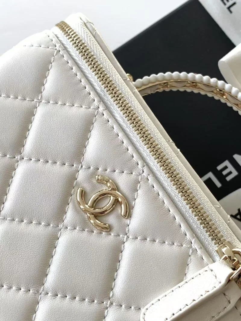 Chanel Cosmetic Bags Thermal 53334