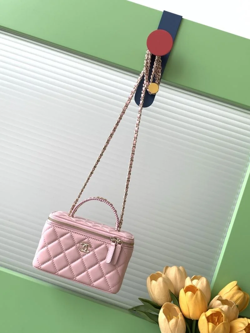 Sustainable Chanel Cosmetic Bags 53333