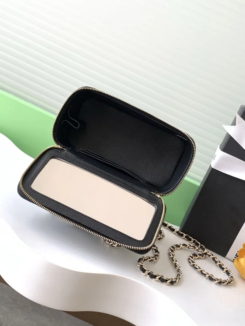 Chanel Cosmetic Bags Seasonal 53336